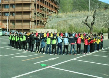 【拓展培训】熔炼团队，创造价值-溶洞假日酒店2天凝聚力主题团建