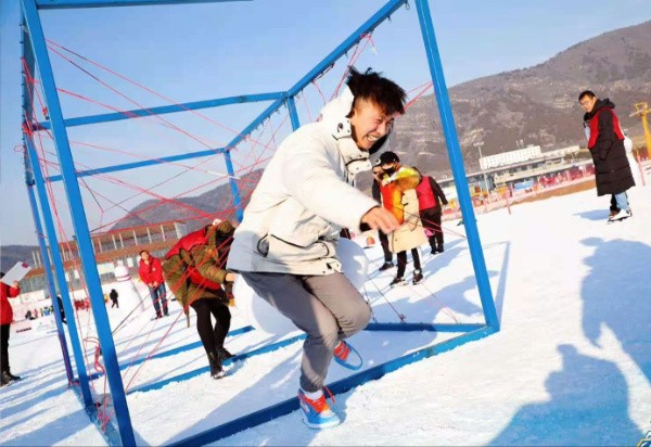 SNOWBALL 冰雪巅峰团队挑战赛