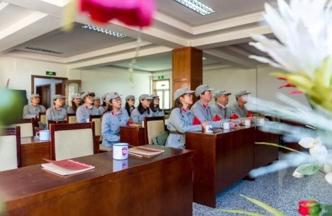 【党建活动-红色团建】长城红馆+专题党课+体验红色之旅