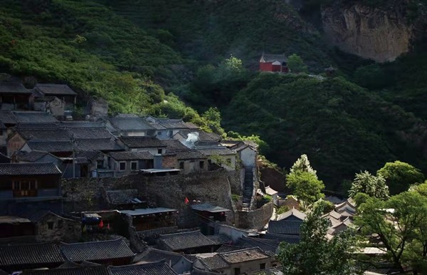春游团建NO.10-探秘古村落-门头沟爨底下村-郊游团建-手机互联网团建-1日凝聚力团建