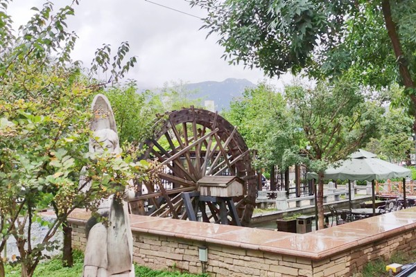 【爆款】综艺主题团建-住舒适的度假山庄-东湖港景区-感受十渡地质公园的魅力-凝聚力团建