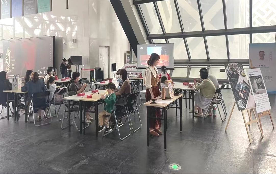 妇女节最受欢迎的活动-皮具主题DIY-三八妇女节团建